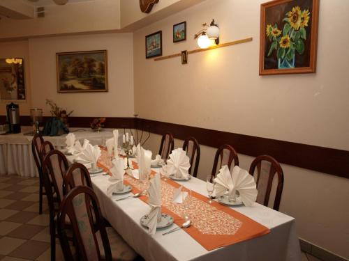Restorāns, Hotel Relaks in Wola Ducka