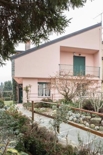 Viesnīcas āriene, Casa Rosa in Luisago