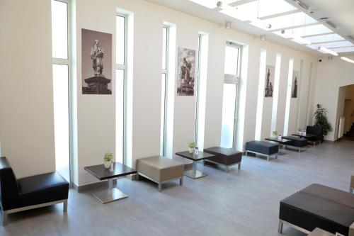 Adeba Hotel - image 3