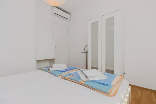 Apartments Villa Tribunj - image 10