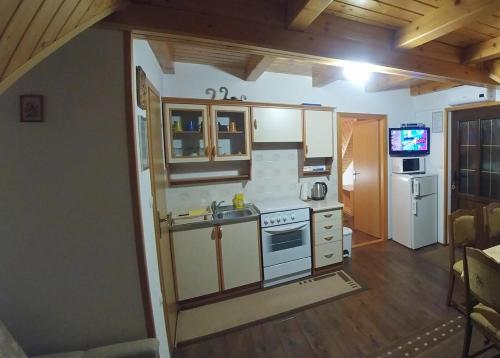  Apartment Irinovac 14749a in Rakovica