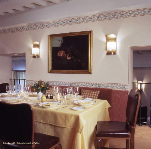 Castello di Fighine image 4