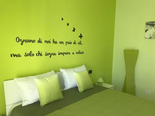 Color House Malpensa B&B