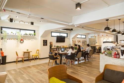 ล็อบบี้, ที โฮสเทล อนุสาวรีย์ชัยสมรภูมิ (T Hostel Victory Monument) near โรงเรียนศรีอยุธยา