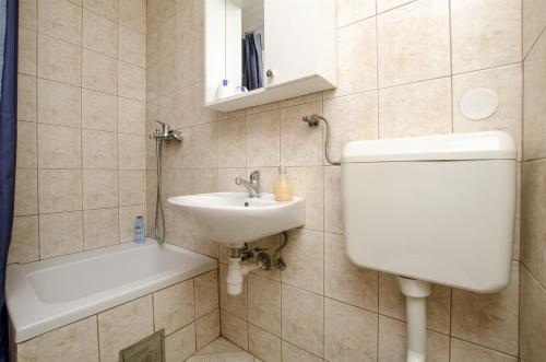 Apartments Zdenko - image 14