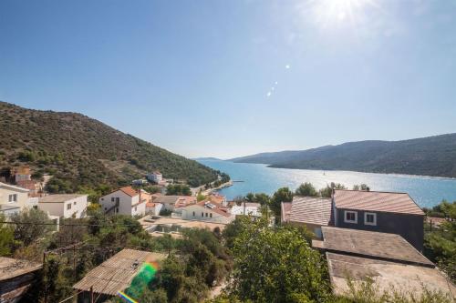  Apartments Marija in Marina