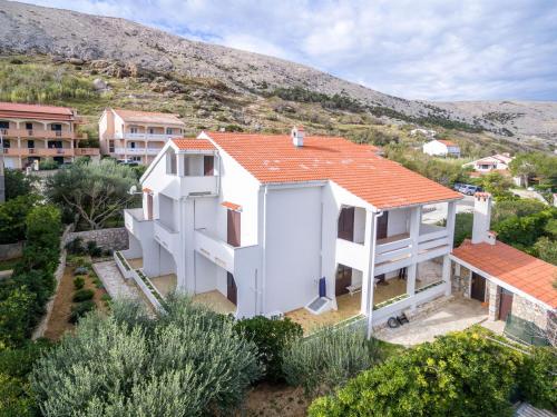 Apartments Mate - image 6
