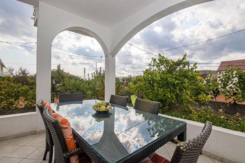 Apartment Vinka - image 11