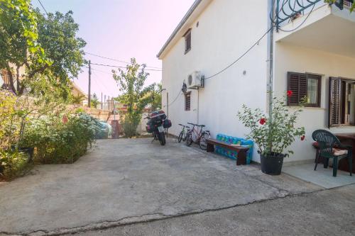 Apartment Vinka - image 6