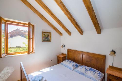 Three-Bedroom Holiday Home  image 10