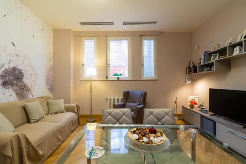Elegant Flat at Municipio, Neapel