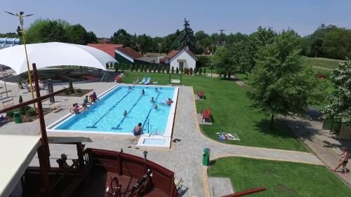 Hőforrás Hotel