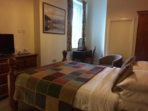1 queen bed