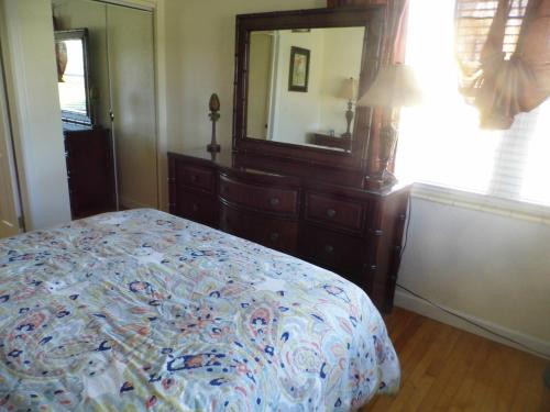 Island's End Resort - image 2
