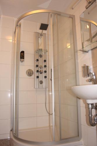 Hotel Wettbachplatz - image 2