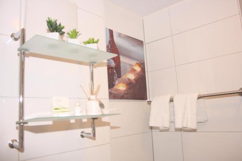 Hotel Wettbachplatz - image 5