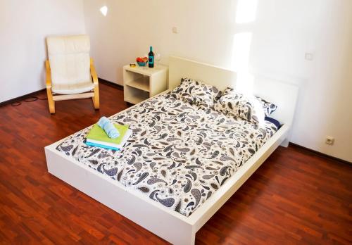 La Casa Di Bury Apartments 1 - image 2