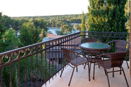  Apartmani Zlatarić in Stari Grad
