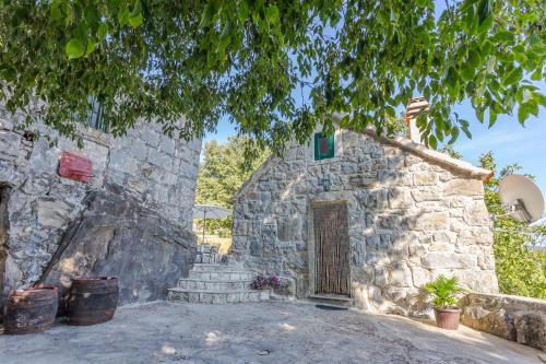 House Gordana - image 4