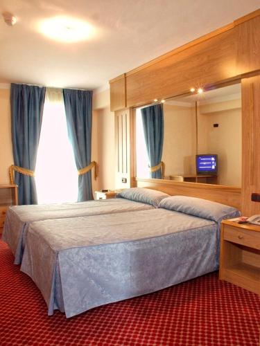 Hotel Royal in Llanera