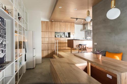 To dwell-2至10人台南包棟民宿, Tainan