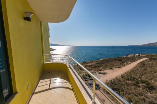 Hotel Bahamas - image 10