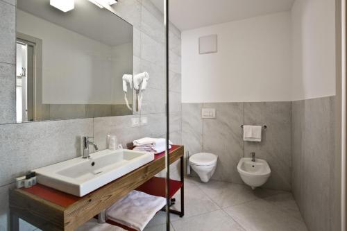 Suite, junior