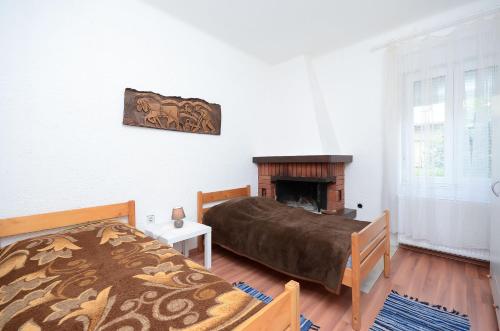 Two-Bedroom Apartment Standard image 2