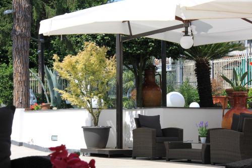 Ranch Palace Hotel - image 9