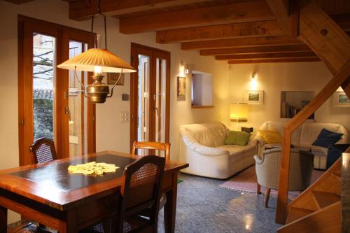 Tenuta Casa Cima - tenutacasacima com - in Gudo, Schweiz