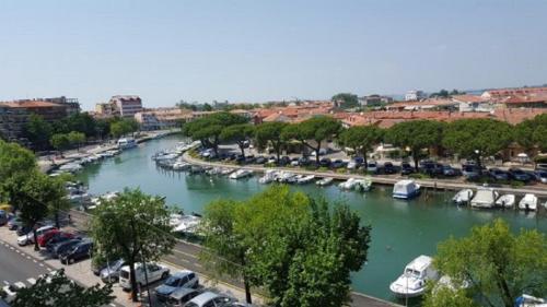  Appartamento Perco Riva Slataper, Pension in Grado