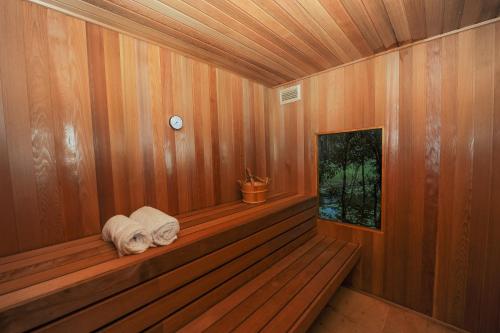 Sauna, Samford Lakes Rural Accommodation in Mount Samson