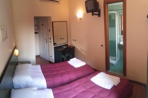 Zimmer mit 2 einzelbetten