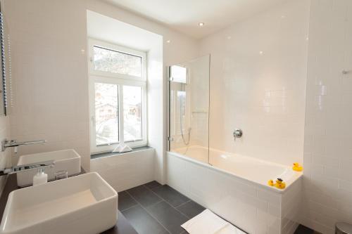 Boutique-Hotel Garni Bellevue Davos Wiesen - 화장실