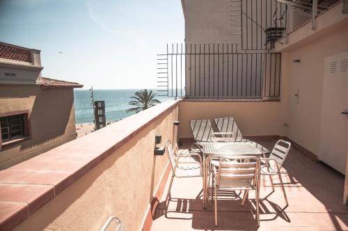 Barcelona Beach Apartments 2