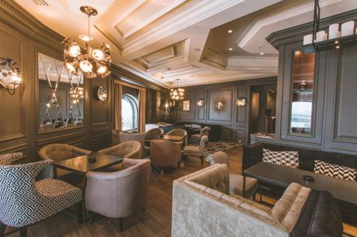 Fairmont Grand Hotel Kyiv - image 11