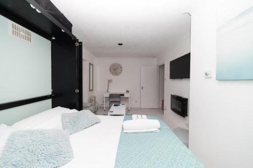 Hullidays - Trinity Studio Apt. - image 8