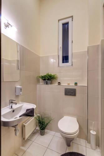 Real Apartments Klauzál - image 7