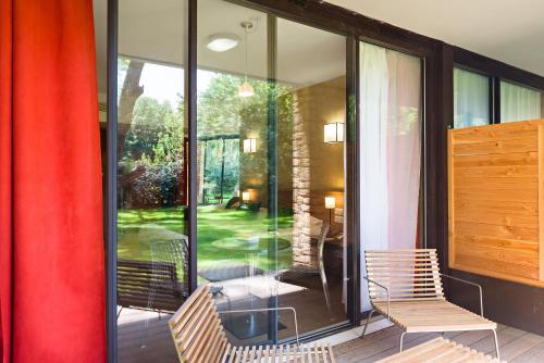 Le Moulin de Vernègues Hôtel & Spa - image 2