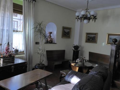 Hosteria Picos De Europa