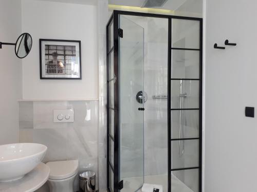Suite image 10
