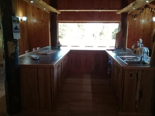 Cabanas Los Canelos Pucon, Hermosa Granja de 20 hectareas a orillas del Rio Liucura in Quetroleufu