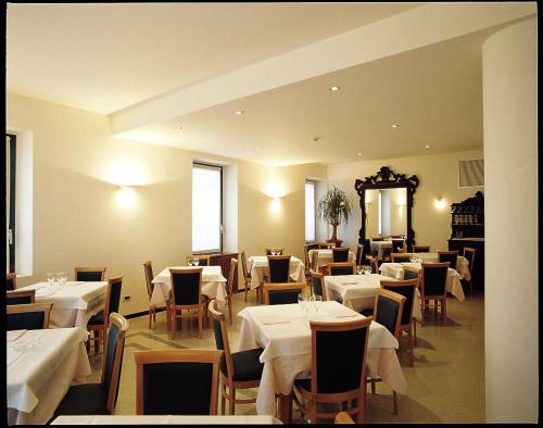 Hotel La Cascata – Azzano San Paolo, VA