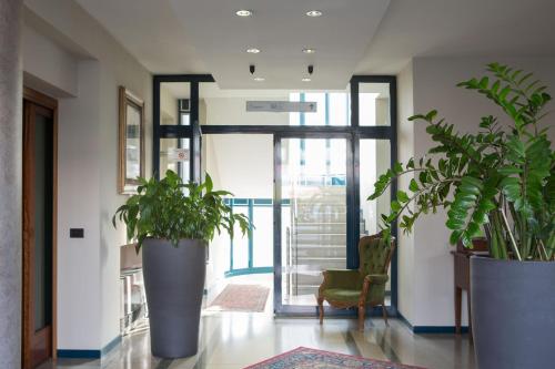 Hotel La Cascata – Azzano San Paolo, VA