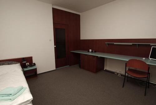 Kolej Akademie - image 7
