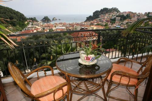 Katsios Studios, Parga