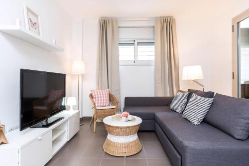 Apartamentos Cornellalux - image 4