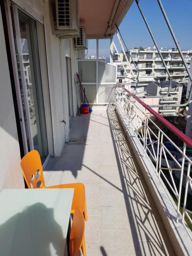 Balkon/Terrasse, Top Floor Apartment in Komotini