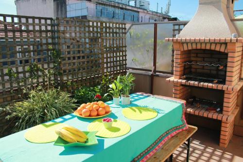 Cozy Apartment with Terrace, Air Cond, Free Parking, by Porto with Love LDA, Porto (fotografie 3)