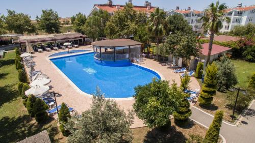 Irem Garden Apartments - image 3